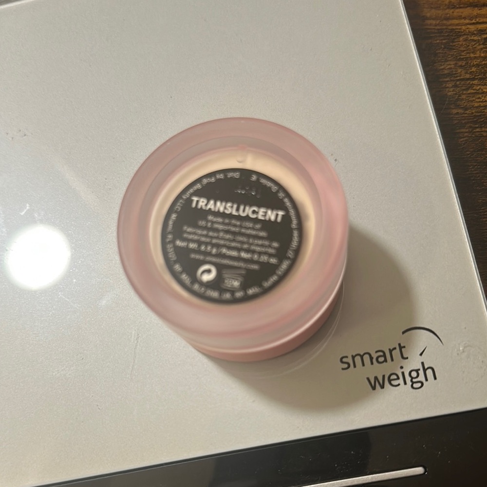 Mini Ultimate Setting Powder Translucent - Picture 3 of 4